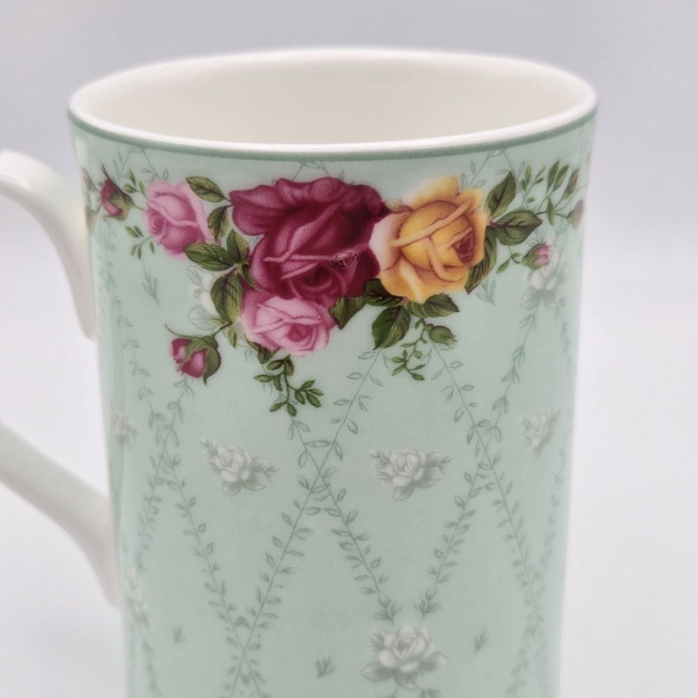Set Of 3 Royal Albert Old Country Roses Peppermint Damask Bone China Tea Mugs - Picture 5 of 7